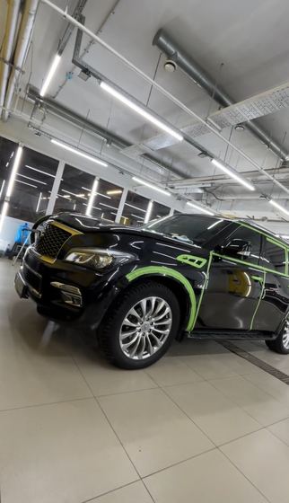 Оклейка Infiniti защитной плёнкой